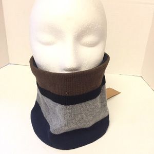 Beautiful Jean Bourget scarf with double fleeceNEW